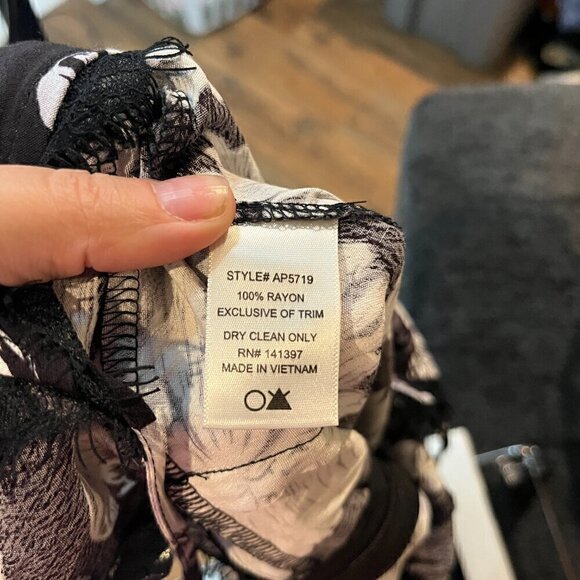 ASTR The Label Black Lace Floral Jumpsuit - Picture 7 of 7